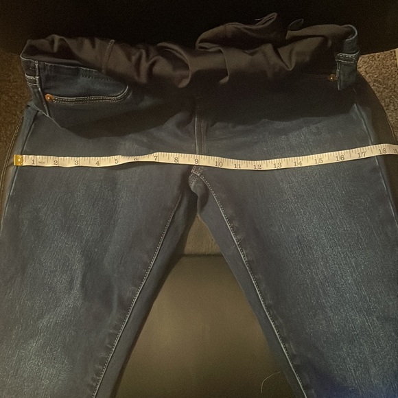Soft stretchy denim leggings. - Picture 10 of 15